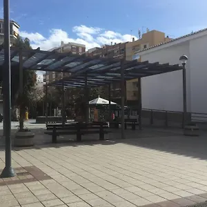 https://luminosa-y-soleada-casa-en-el-cento-de-torre-del-mar.1costadelsol.com